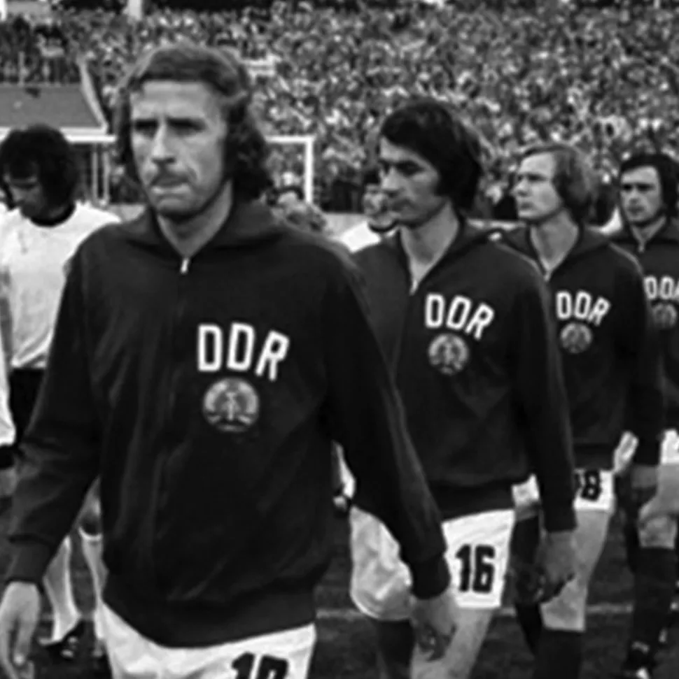 DDR 1970's Retro Voetbaljack