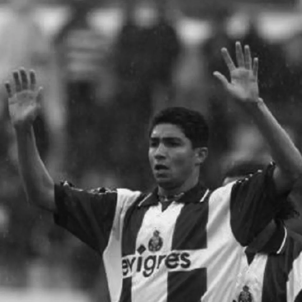FC Porto 1998 - 99 Retro Voetbalshirt