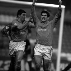 Nottingham Forest 1992 - 93 Retro Voetbalshirt
