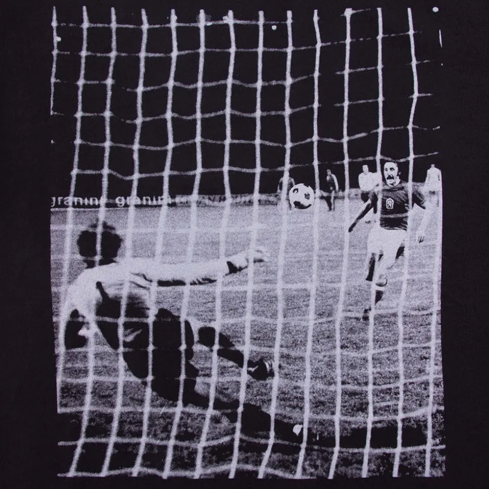 Panenka T-Shirt
